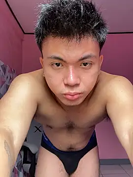 JerichoGutierez online show from August 3, 2026, 4:00 am