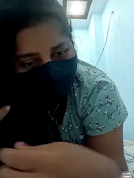 Jessi 25 online show from April 3, 2026, 6:28 pm