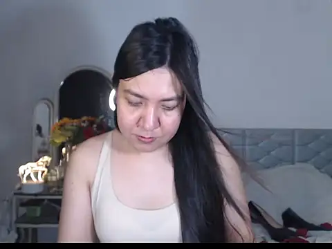 stellahugeX online show from October 6, 2025, 4:21 am