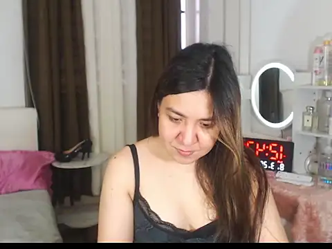 stellahugeX online show from March 8, 2026, 4:49 am