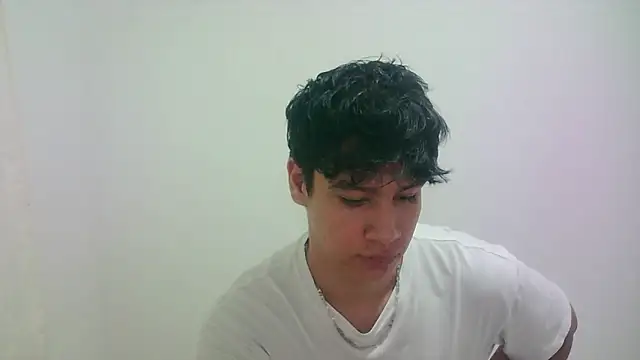 Snapshot of zeus_181 chatting on March 14, 2026, 3:23 am zeus 181 online show from March 14, 2026, 3:23 am