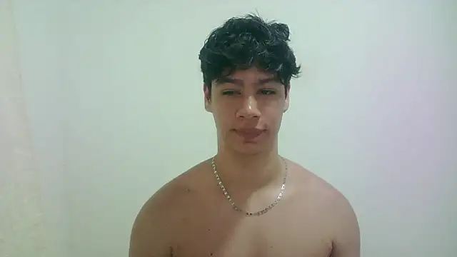 Snapshot of zeus_181 chatting on May 16, 2026, 2:19 am zeus 181 online show from May 16, 2026, 2:19 am