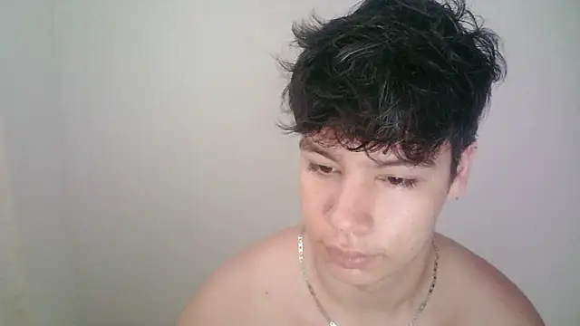 Snapshot of zeus_181 chatting on July 6, 2026, 11:07 am zeus 181 online show from July 6, 2026, 11:07 am
