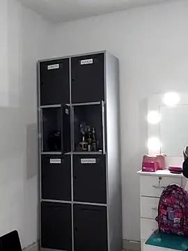 Merybeks online show from October 24, 2025, 10:33 am