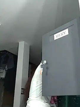 Merybeks online show from March 12, 2026, 10:43 am