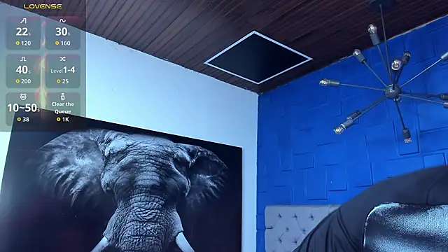 andres-clark92 online show from February 25, 2026, 3:32 pm