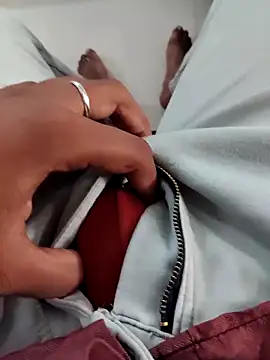 ddllrr224 online show from November 28, 2025, 10:51 am