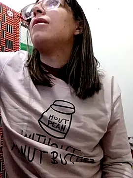 Miranda sexlove  online show from October 21, 2025, 3:24 pm