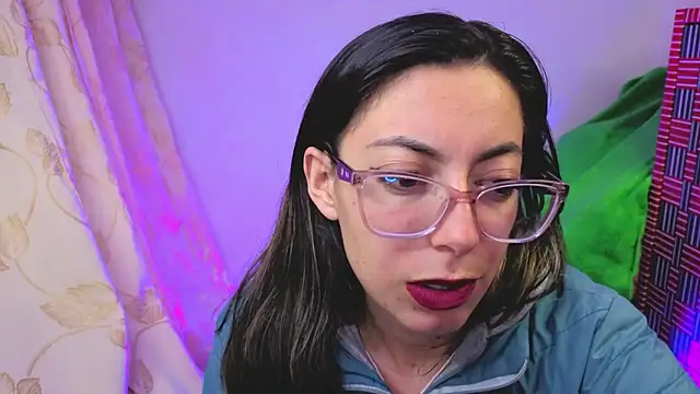 Miranda sexlove  online show from January 15, 2026, 6:07 am