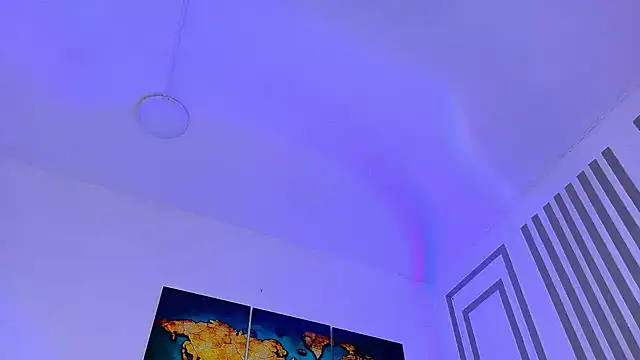 Snapshot of ALANNFERRER chatting on November 23, 2025, 1:55 pm ALANNFERRER online show from November 23, 2025, 1:55 pm