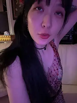 Etherealcat33 online show from May 31, 2026, 12:45 pm