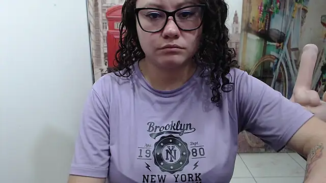 greeneyes nurse online show from October 30, 2025, 9:59 pm