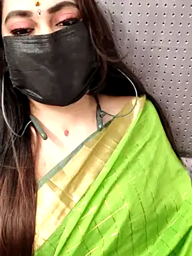 Cutie nila26 online show from November 4, 2025, 5:39 am