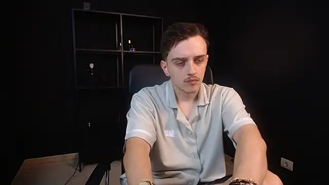 Snapshot of FelixStarkk chatting on July 10, 2026, 6:07 am FelixStarkk online show from July 10, 2026, 6:07 am