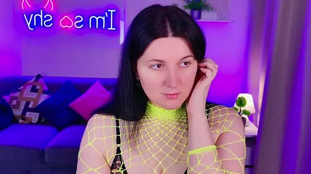 love me  tonight  online show from November 14, 2025, 11:13 pm