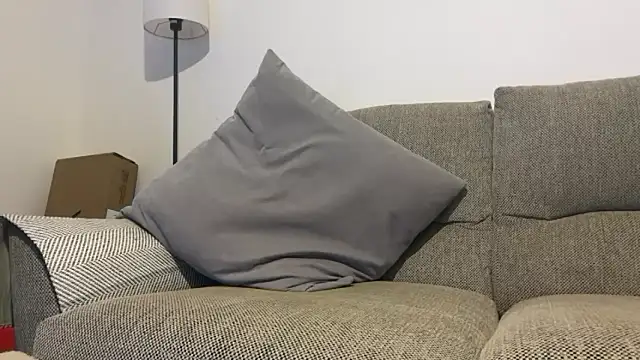 That English Rose  online show from January 7, 2026, 6:27 am