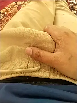 zorhotty online show from February 18, 2026, 8:21 am