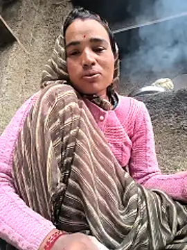 Hot raaani online show from February 3, 2026, 2:53 am