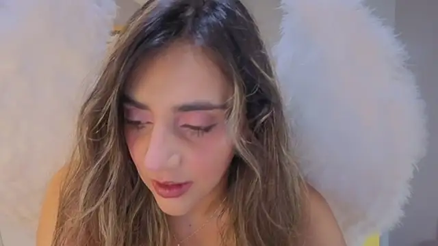 Snapshot of agatha_brooks_t chatting on February 14, 2026, 12:35 pm agatha brooks t online show from February 14, 2026, 12:35 pm