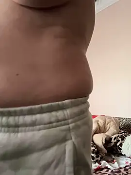 Snapshot of TriumphLove chatting on February 14, 2026, 8:22 am TriumphLove online show from February 14, 2026, 8:22 am