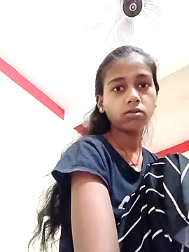 Saniye-143 online show from September 28, 2025, 3:34 am