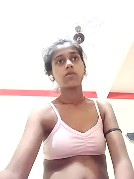 Saniye-143 online show from October 3, 2025, 3:31 pm