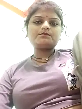 Hot mirchjii online show from September 14, 2025, 4:06 pm