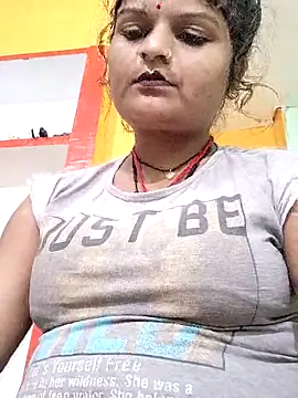 Hot mirchjii online show from October 11, 2025, 9:41 am