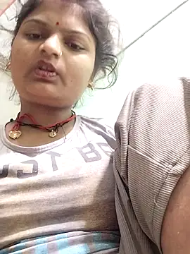 Hot mirchjii online show from October 14, 2025, 11:38 pm