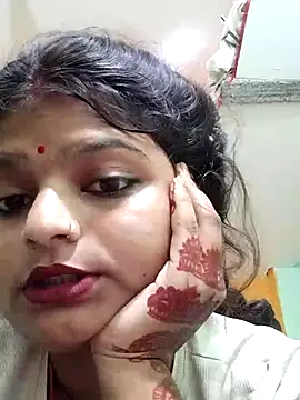 Hot mirchjii online show from October 31, 2025, 3:02 pm