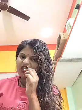 Hot mirchjii online show from November 7, 2025, 8:25 am