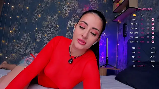 Snapshot of sweet_chris_diamond chatting on October 7, 2025, 3:36 am sweet chris diamond online show from October 7, 2025, 3:36 am