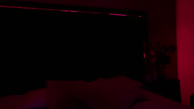 Snapshot of GabyMoreau chatting on October 25, 2025, 8:14 pm GabyMoreau online show from October 25, 2025, 8:14 pm