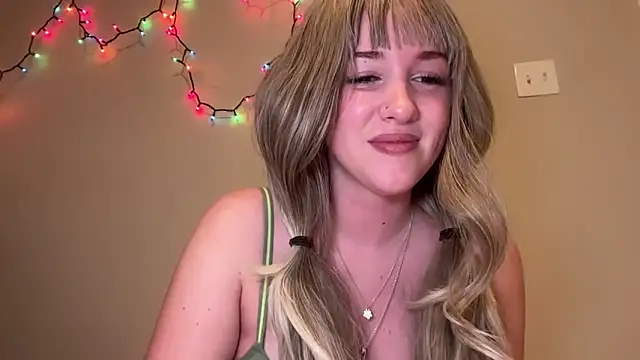 Snapshot of anamira1 chatting on February 26, 2026, 12:37 pm anamira1 online show from February 26, 2026, 12:37 pm