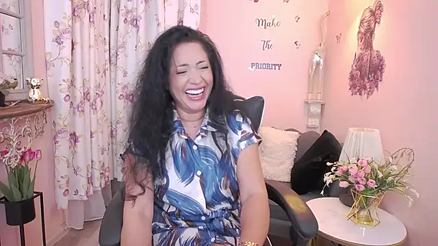Snapshot of MyLovOne chatting on June 27, 2026, 12:22 pm MyLovOne online show from June 27, 2026, 12:22 pm