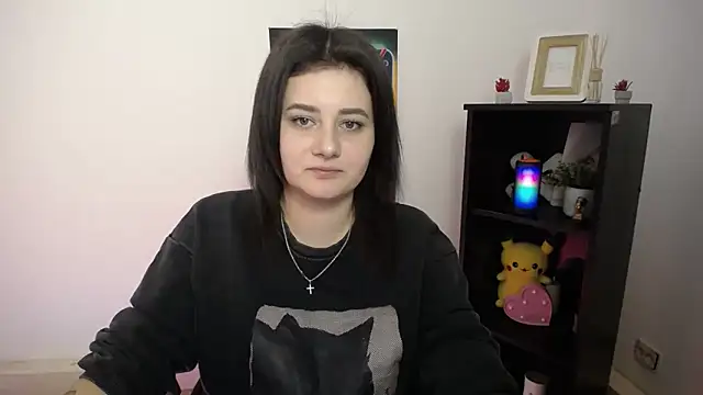 Snapshot of Katrin_kiss_ chatting on October 13, 2025, 1:44 pm Katrin kiss online show from October 13, 2025, 1:44 pm