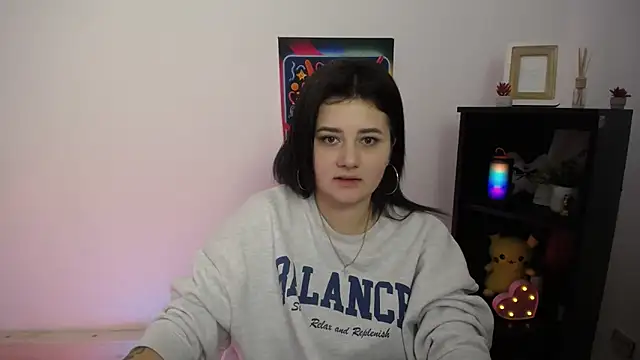 Snapshot of Katrin_kiss_ chatting on October 19, 2025, 10:38 am Katrin kiss online show from October 19, 2025, 10:38 am