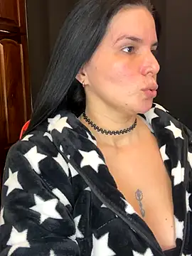 Snapshot of carol_cruz133 chatting on October 8, 2025, 11:13 pm carol cruz133 online show from October 8, 2025, 11:13 pm