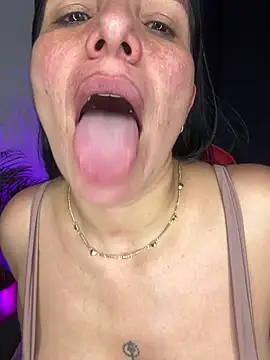 Snapshot of carol_cruz133 chatting on November 26, 2025, 11:28 pm carol cruz133 online show from November 26, 2025, 11:28 pm