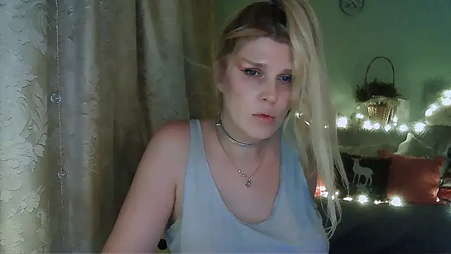 Snapshot of TsPostophere chatting on January 10, 2025, 1:41 pm TsPostophere online show from January 10, 2025, 1:41 pm