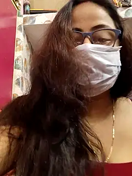 nisha 1110 online show from November 4, 2025, 1:43 pm