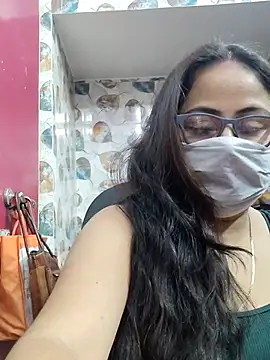 nisha 1110 online show from February 9, 2026, 3:38 pm