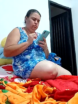 Snapshot of yaneth_ chatting on September 28, 2025, 12:49 am yaneth online show from September 28, 2025, 12:49 am