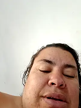 Snapshot of yaneth_ chatting on October 21, 2025, 1:01 pm yaneth online show from October 21, 2025, 1:01 pm