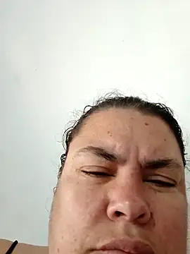 Snapshot of yaneth_ chatting on October 25, 2025, 12:34 pm yaneth online show from October 25, 2025, 12:34 pm