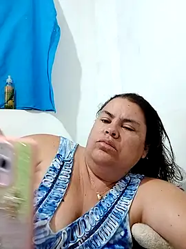 Snapshot of yaneth_ chatting on November 5, 2025, 10:59 am yaneth online show from November 5, 2025, 10:59 am