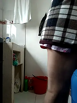 Snapshot of yaneth_ chatting on November 10, 2025, 1:32 pm yaneth online show from November 10, 2025, 1:32 pm