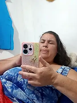 Snapshot of yaneth_ chatting on November 23, 2025, 11:48 pm yaneth online show from November 23, 2025, 11:48 pm