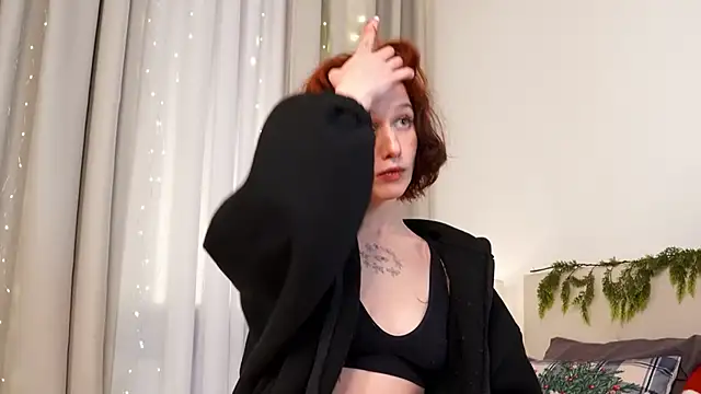 LeelooYolo online show from January 6, 2026, 3:38 pm