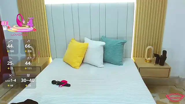 Snapshot of WildScarlet chatting on November 10, 2025, 1:21 pm WildScarlet online show from November 10, 2025, 1:21 pm